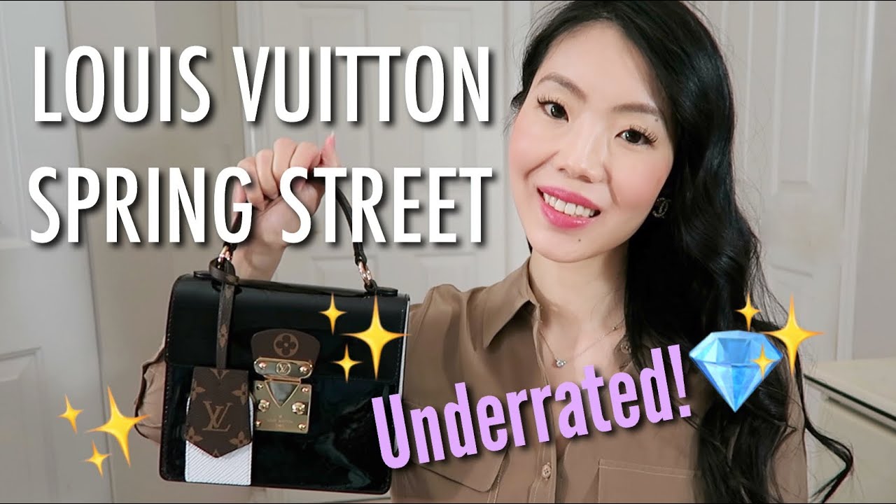 Louis Vuitton Shawl Review & How I Wear It, FashionablyAmy 